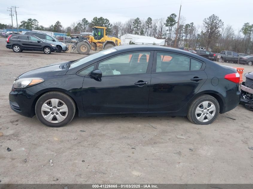 VIN KNAFK4A63F5400965 2015 KIA Forte, LX no.14