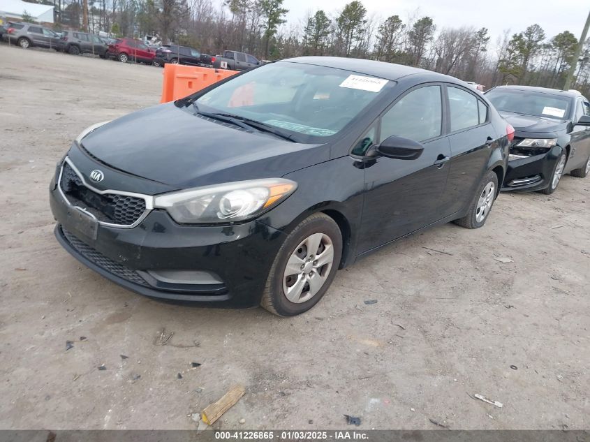 VIN KNAFK4A63F5400965 2015 KIA Forte, LX no.2