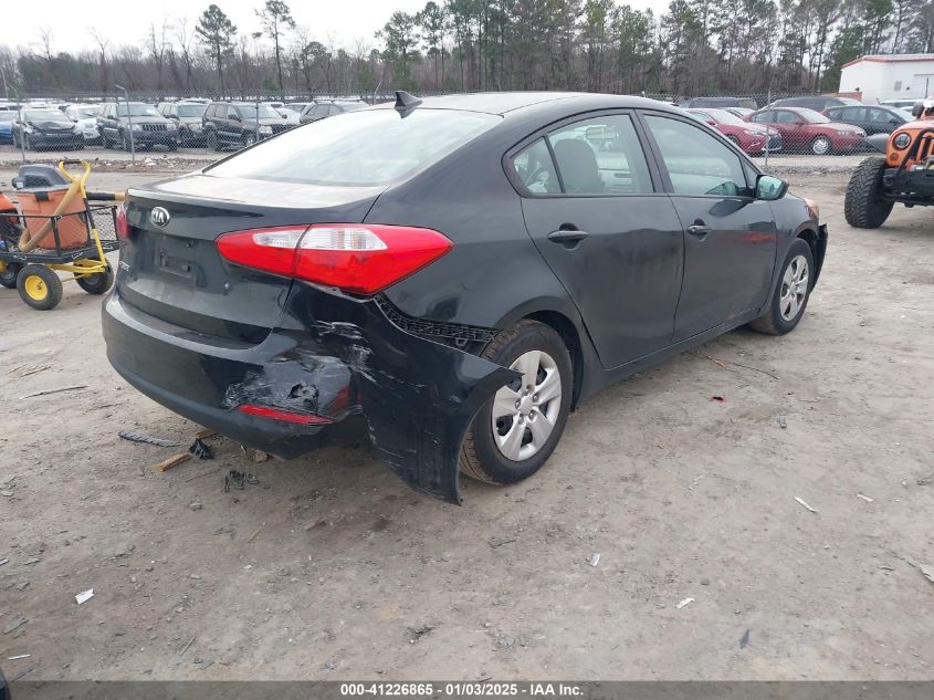 VIN KNAFK4A63F5400965 2015 KIA Forte, LX no.4