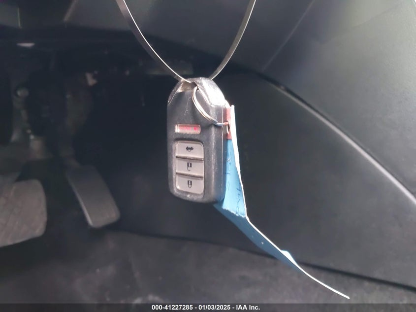 2015 HONDA ACCORD VIN: 1HGCT2B80FA001804