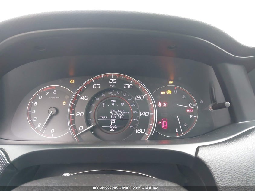 2015 HONDA ACCORD VIN: 1HGCT2B80FA001804