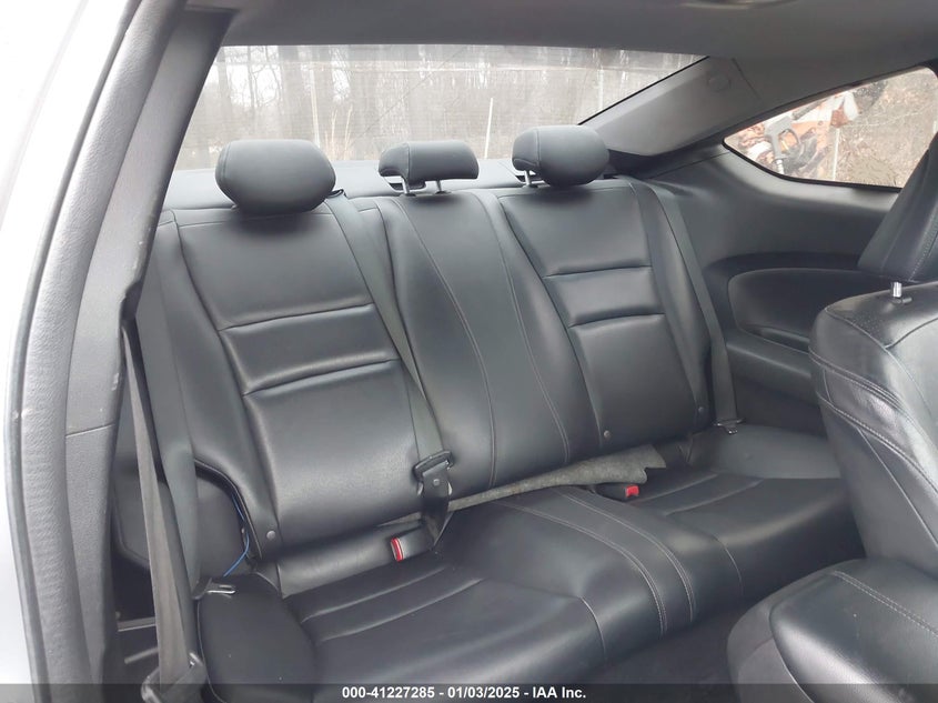 2015 HONDA ACCORD VIN: 1HGCT2B80FA001804