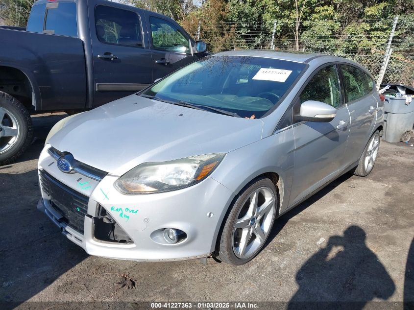 VIN 1FADP3N20DL275063 2013 Ford Focus, Titanium no.2