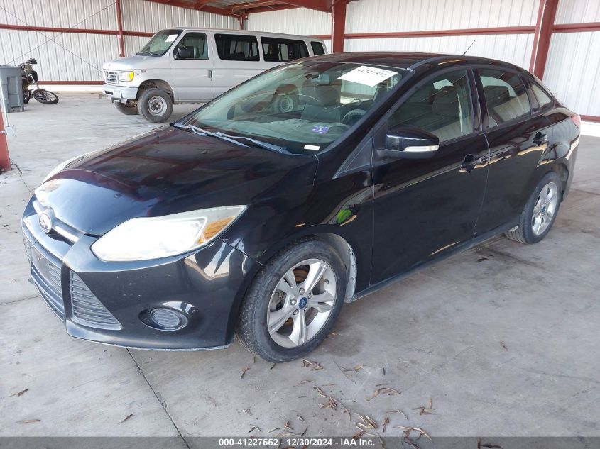 VIN 1FADP3F2XDL266191 2013 FORD FOCUS no.2