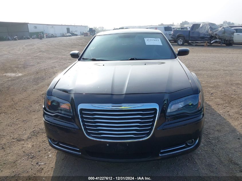 VIN 2C3CCAAG9DH657200 2013 Chrysler 300, Motown no.12