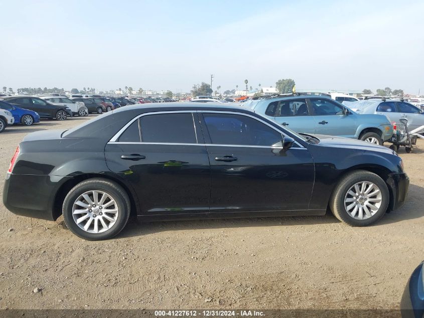 VIN 2C3CCAAG9DH657200 2013 Chrysler 300, Motown no.13