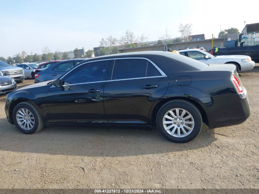 VIN 2C3CCAAG9DH657200 2013 Chrysler 300, Motown no.14