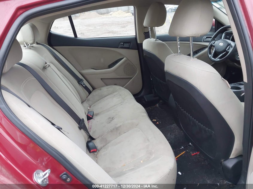 2011 KIA OPTIMA VIN: KNAGM4A70B5137402
