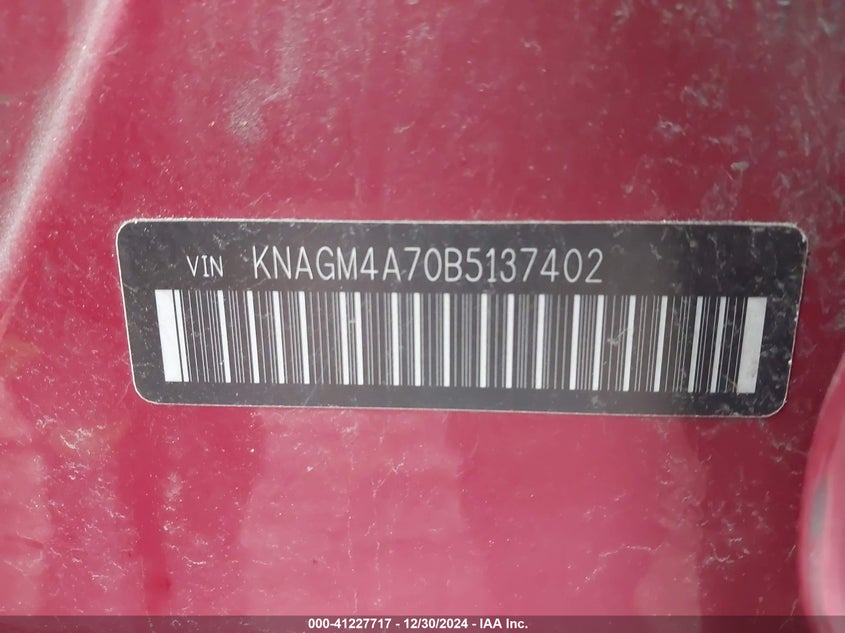 2011 KIA OPTIMA VIN: KNAGM4A70B5137402