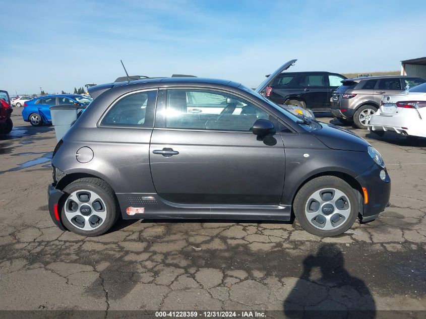 2017 Fiat 500E Battery Electric VIN: 3C3CFFGE7HT586201 Lot: 41228359