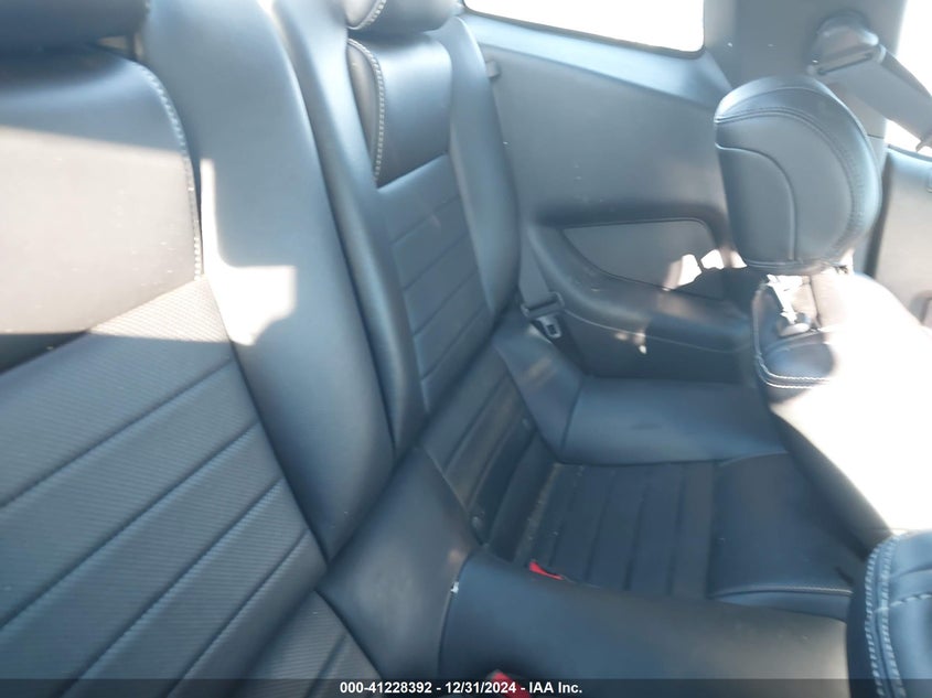 2014 Ford Mustang V6 Premium VIN: 1ZVBP8AMXE5303458 Lot: 41228392