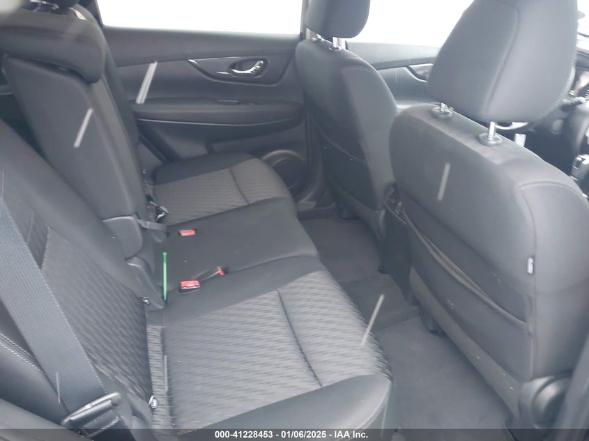 2018 NISSAN ROGUE SV - KNMAT2MV8JP609746