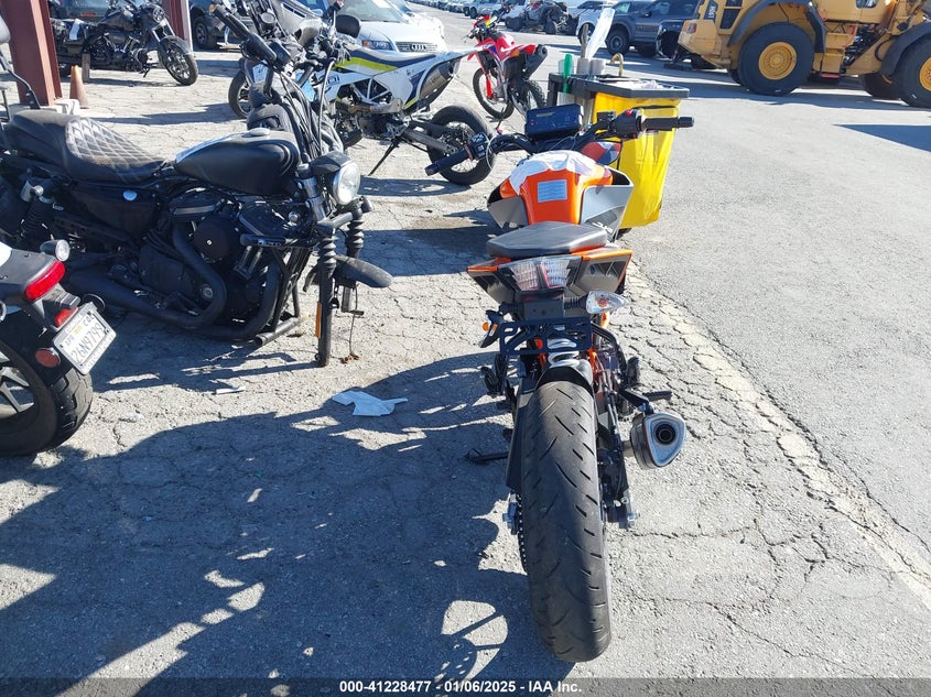 2023 KTM 390 DUKE - MD2JPJ407PC227396