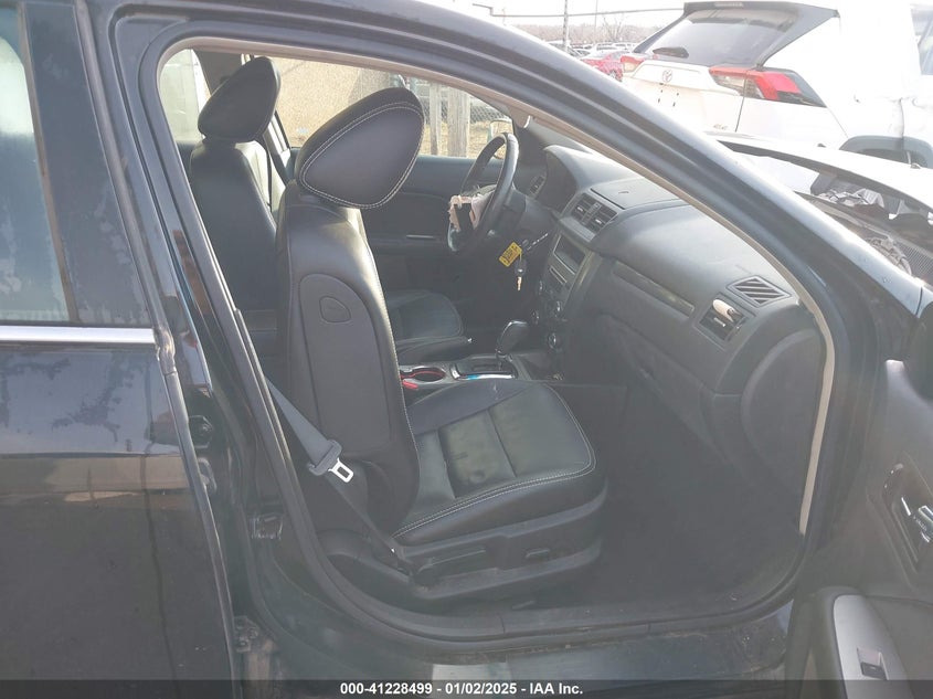 2010 FORD FUSION VIN: 3FAHP0JG6AR233494