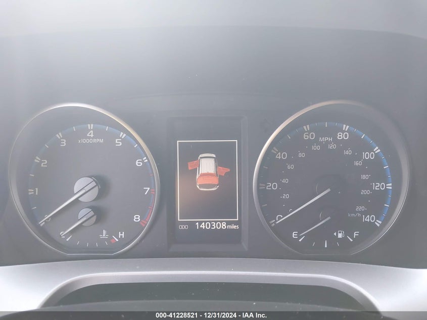 2018 TOYOTA RAV4 LE - JTMBFREV0JJ246235