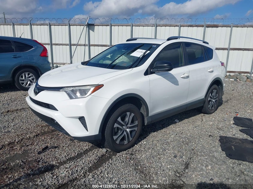 2018 TOYOTA RAV4 LE - JTMBFREV0JJ246235