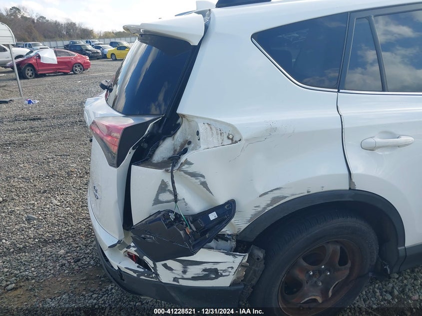 2018 TOYOTA RAV4 LE - JTMBFREV0JJ246235