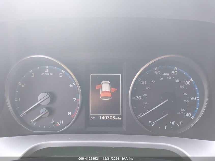 2018 TOYOTA RAV4 LE - JTMBFREV0JJ246235