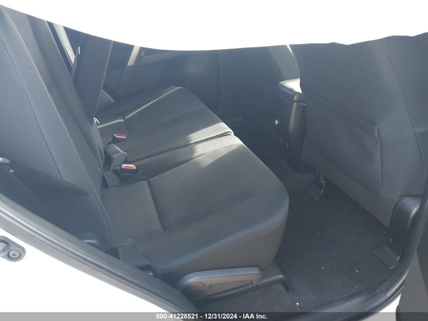 2018 TOYOTA RAV4 LE - JTMBFREV0JJ246235