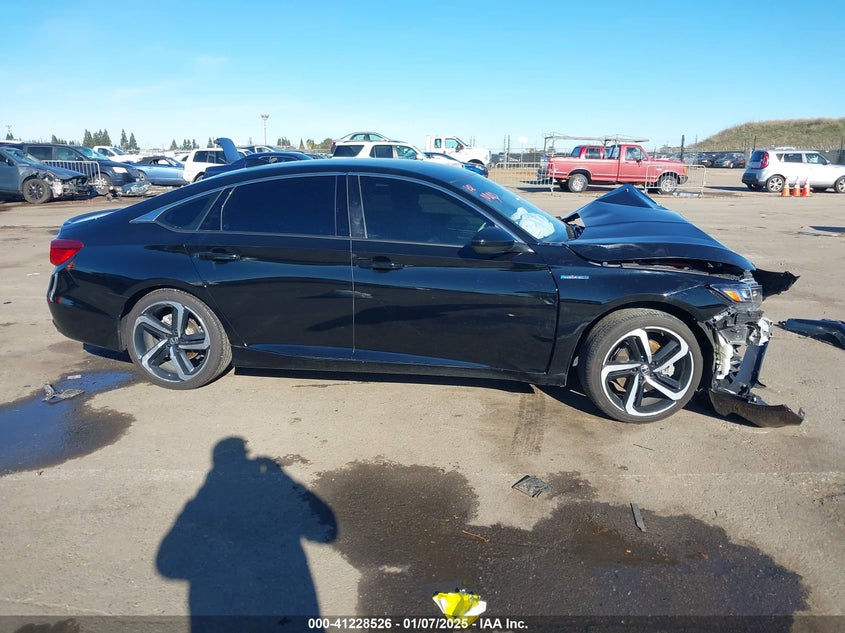 2022 Honda Accord Hybrid Sport VIN: 1HGCV3F2XNA040811 Lot: 41228526