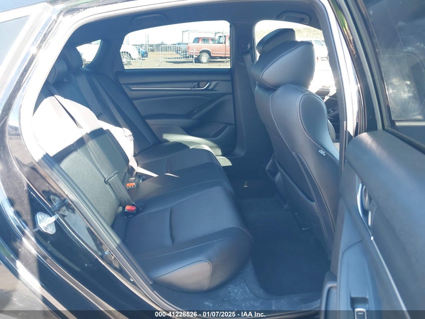 2022 Honda Accord Hybrid Sport VIN: 1HGCV3F2XNA040811 Lot: 41228526