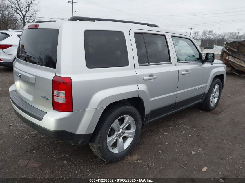 VIN 1C4NJPFAXDD260397 2013 JEEP PATRIOT no.4