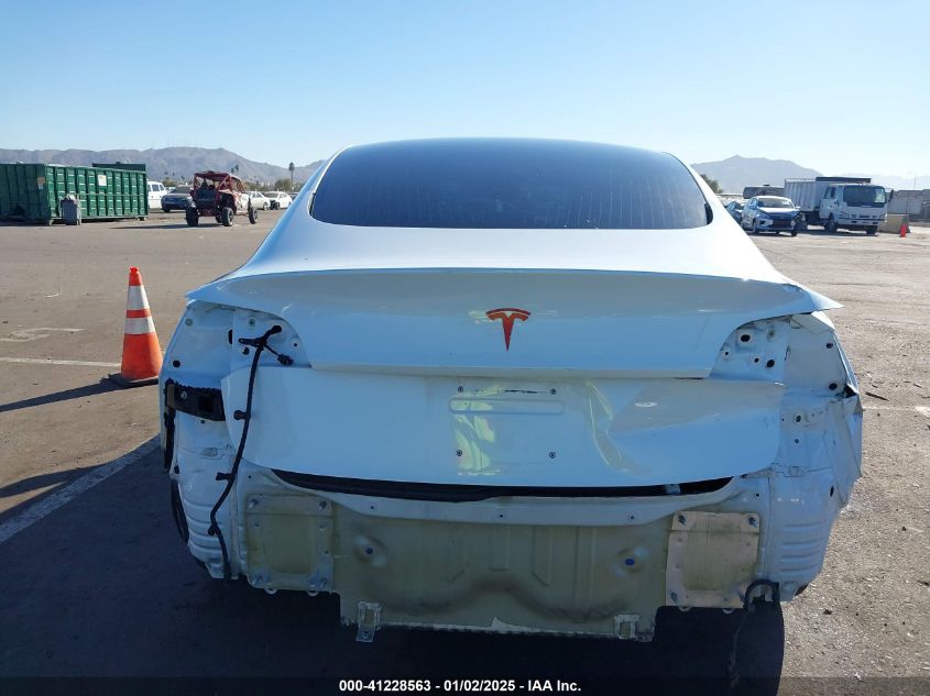 VIN 5YJ3E1EA8JF053084 2018 TESLA MODEL 3 no.17