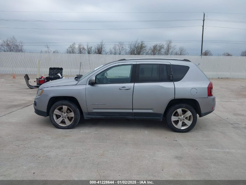 VIN 1C4NJDEB5GD661627 2016 Jeep Compass, Latitude no.14