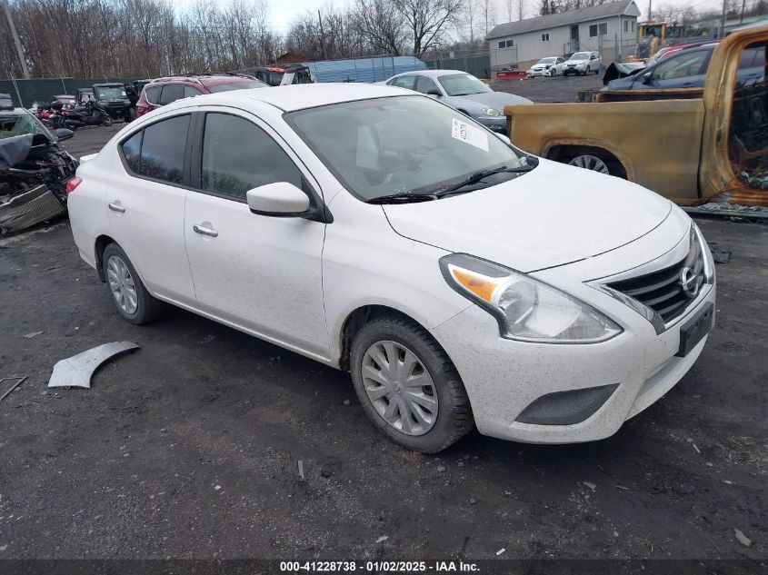 VIN 3N1CN7AP2FL835597 2015 Nissan Versa, 1.6 SV no.1