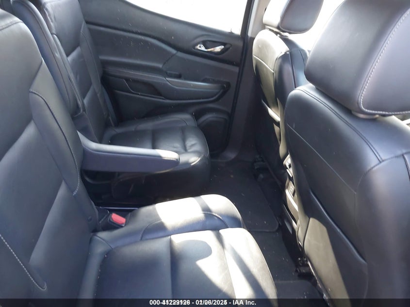 2017 GMC ACADIA SLT-1 - 1GKKNULS8HZ260107