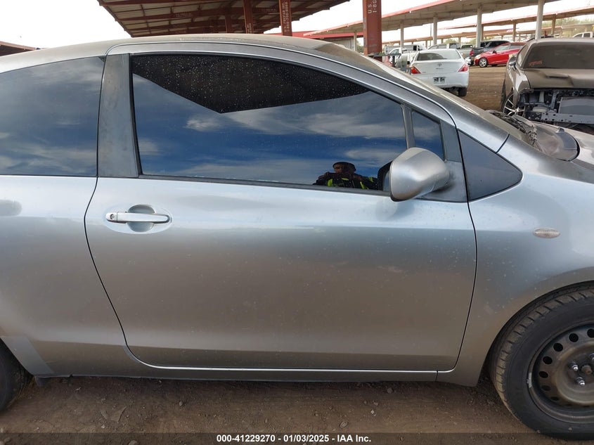 2008 Toyota Yaris VIN: JTDJT923985174655 Lot: 41229270
