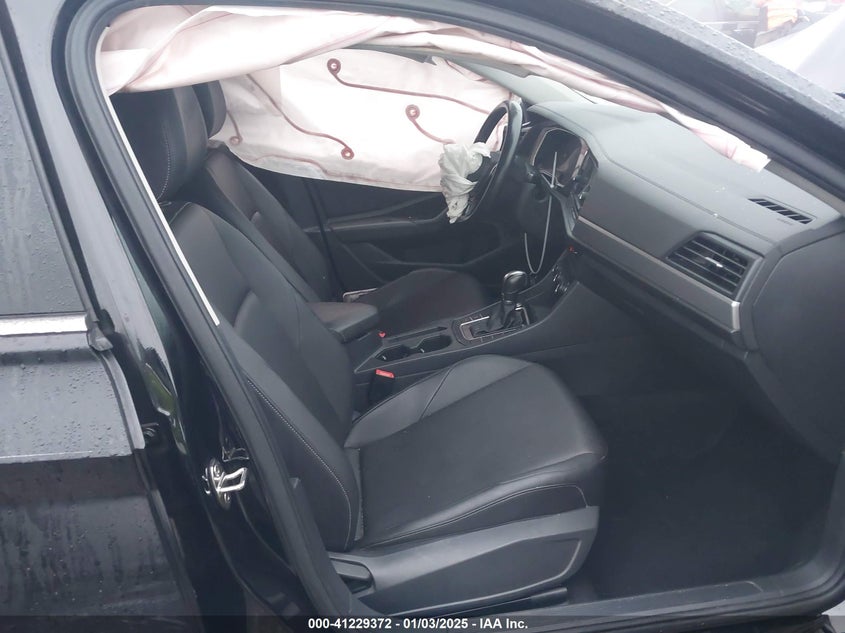 2019 VOLKSWAGEN JETTA VIN: 3VWC57BU1KM247855