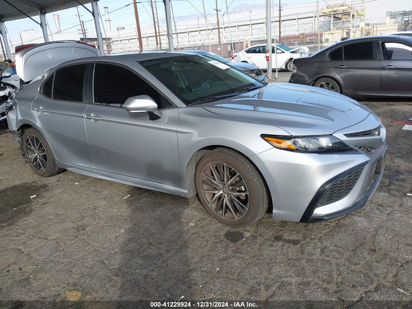 2022 TOYOTA CAMRY VIN: 4T1T11AK1NU702002