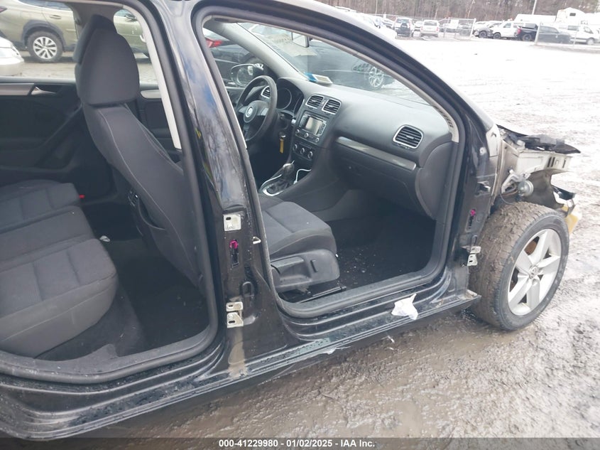 2013 VOLKSWAGEN GOLF 2.5L 4-DOOR - WVWDB7AJ7DW136155