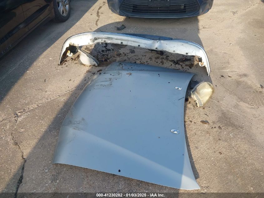 2004 Toyota Tacoma VIN: 5TEWM72NX4Z348782 Lot: 41230282