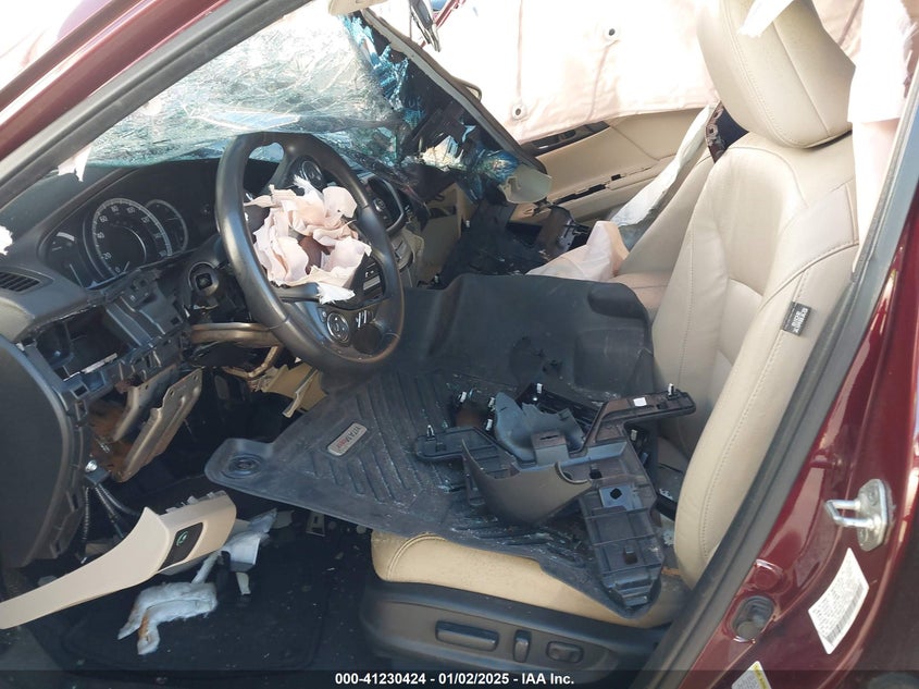 2013 HONDA ACCORD VIN: 1HGCR3F81DA033088