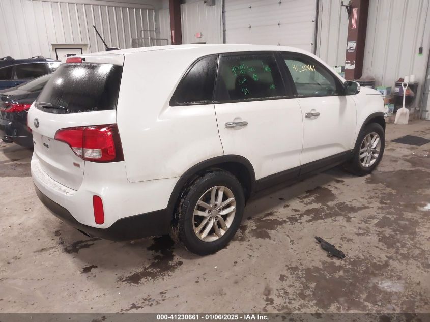 VIN 5XYKT3A68EG542825 2014 KIA Sorento, LX no.4