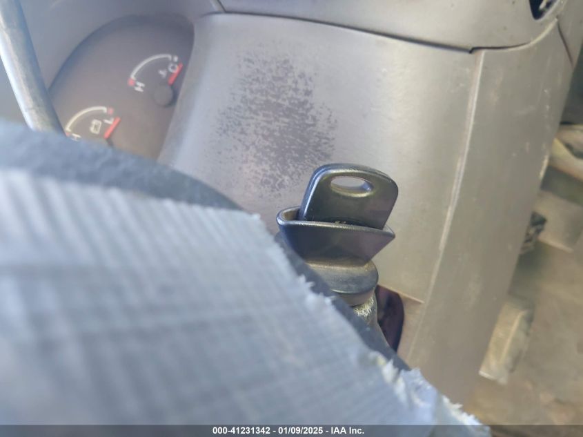 2000 Ford F-150 Lariat/Work Series/Xl/Xlt VIN: 1FTRX18W5YKB27988 Lot: 41231342