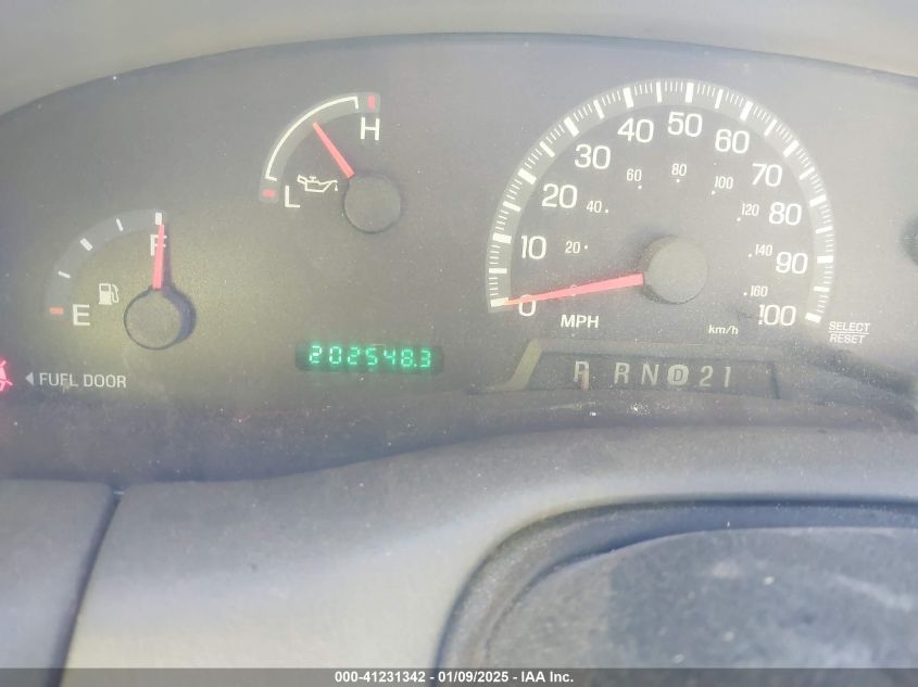 2000 Ford F-150 Lariat/Work Series/Xl/Xlt VIN: 1FTRX18W5YKB27988 Lot: 41231342