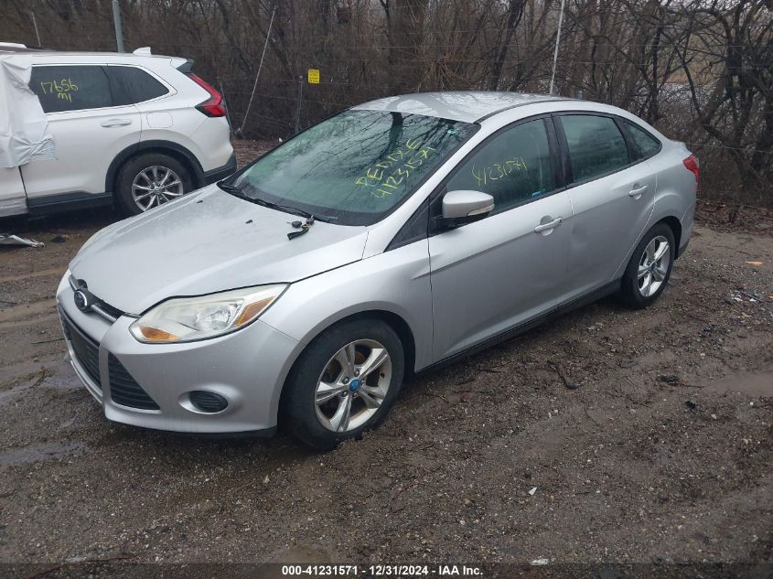 VIN 1FADP3F29DL199745 2013 FORD FOCUS no.2