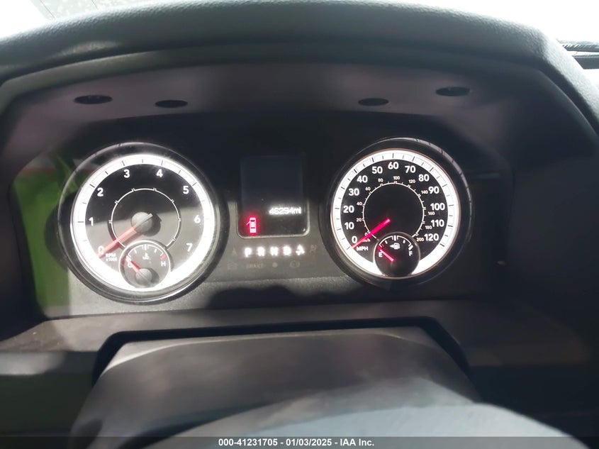 2022 RAM 1500 CLASSIC VIN: 1C6RR7FG5NS163403