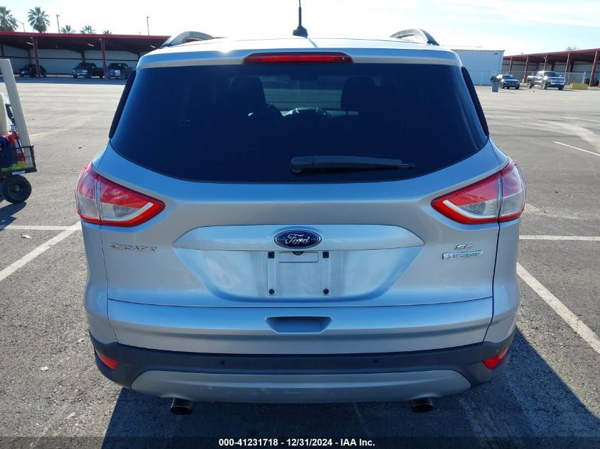 VIN 1FMCU0GX9FUC14132 2015 Ford Escape, SE no.16