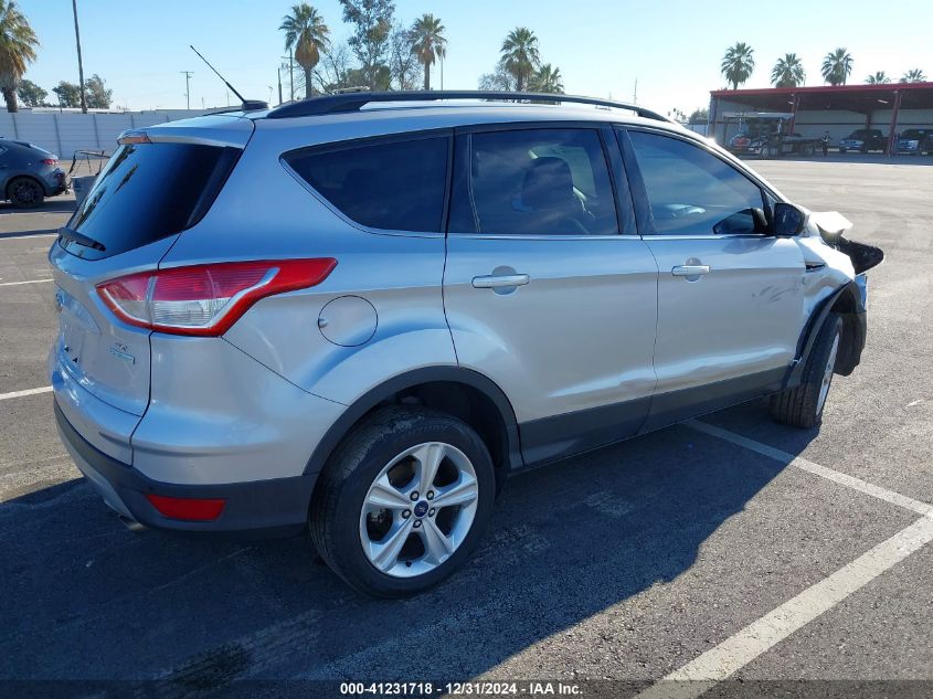 VIN 1FMCU0GX9FUC14132 2015 Ford Escape, SE no.4