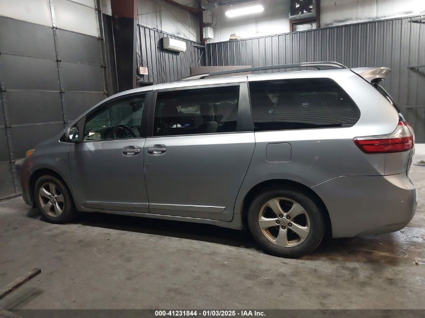 VIN 5TDKK3DC0FS537112 2015 TOYOTA SIENNA no.14