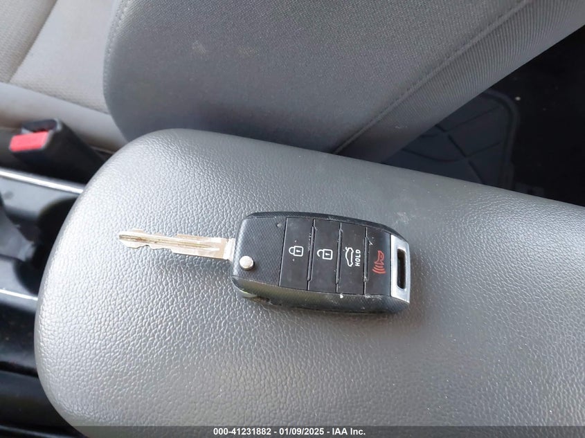 2017 KIA FORTE LX - 3KPFK4A71HE050531