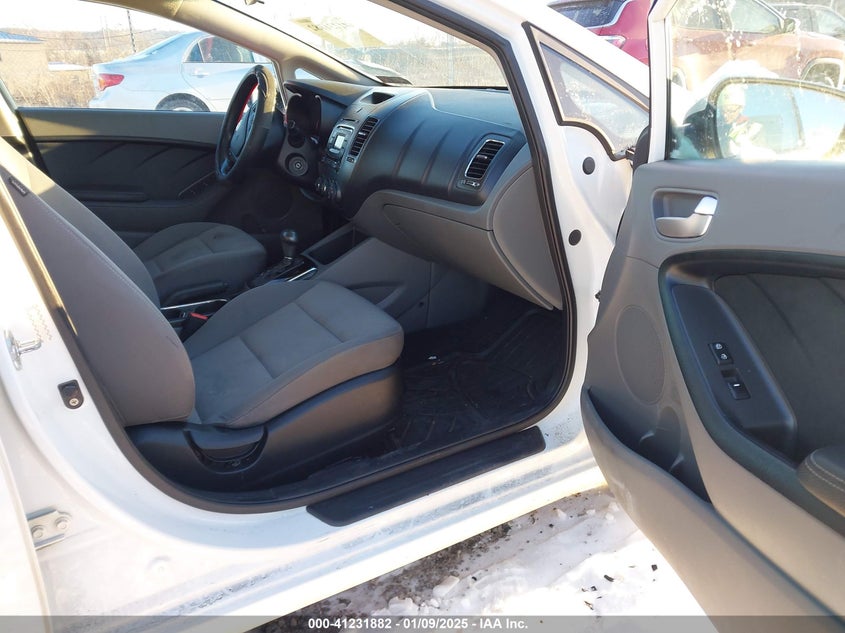 2017 KIA FORTE LX - 3KPFK4A71HE050531