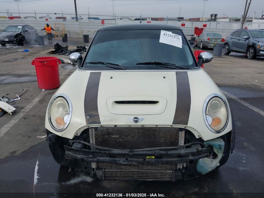 2007 Mini Cooper S VIN: WMWMF735X7TL91521 Lot: 41232136