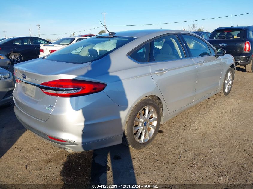 VIN 3FA6P0HD2HR294953 2017 Ford Fusion, SE no.4