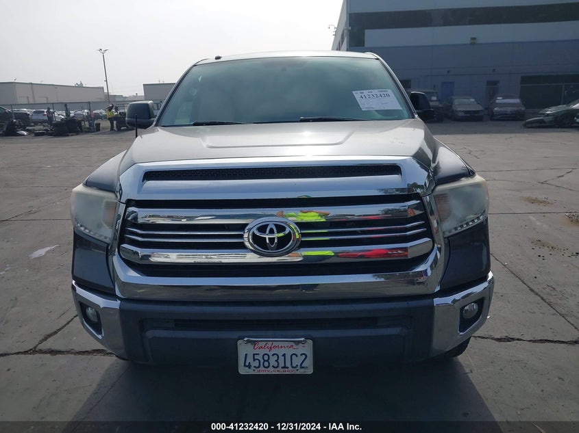 2016 TOYOTA TUNDRA CREWMAX SR5 - 5TFEY5F12GX203596