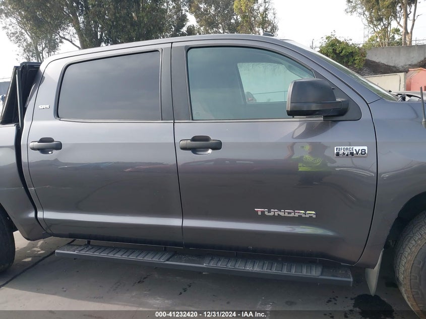 2016 TOYOTA TUNDRA CREWMAX SR5 - 5TFEY5F12GX203596
